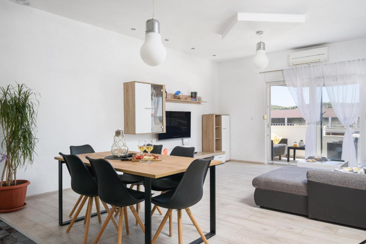Mare&Antonio Apartment Trogir Exterior photo